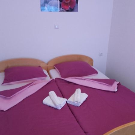 Apartment Marin Ogulin Exteriör bild