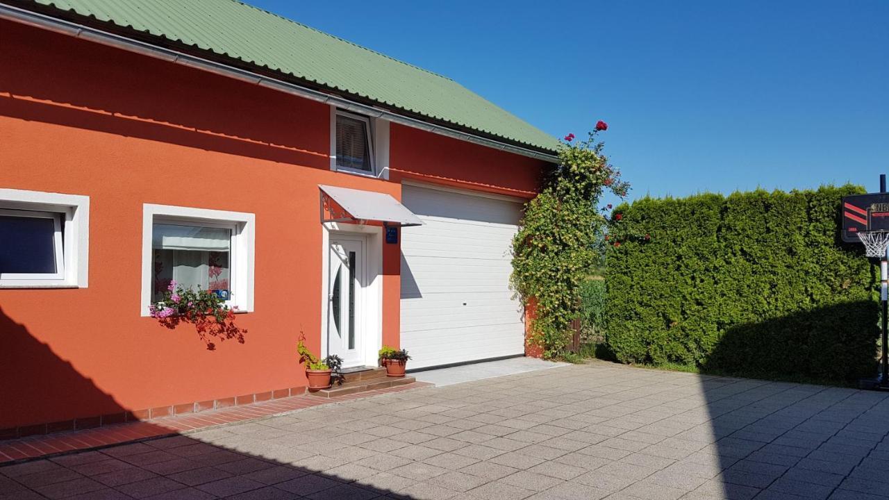 Apartment Marin Ogulin Exteriör bild