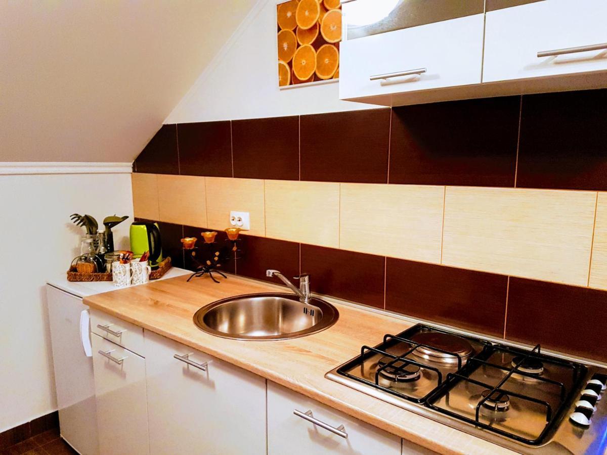 Apartment Marin Ogulin Exteriör bild