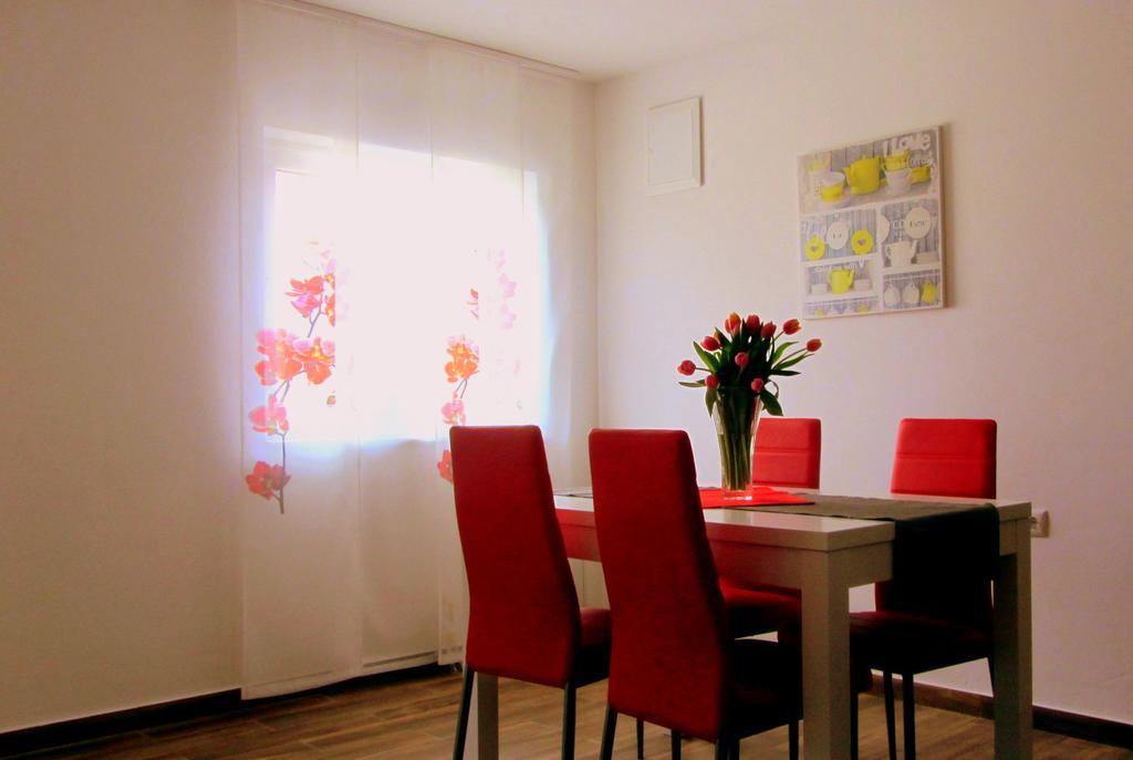 Apartment Marin Ogulin Exteriör bild