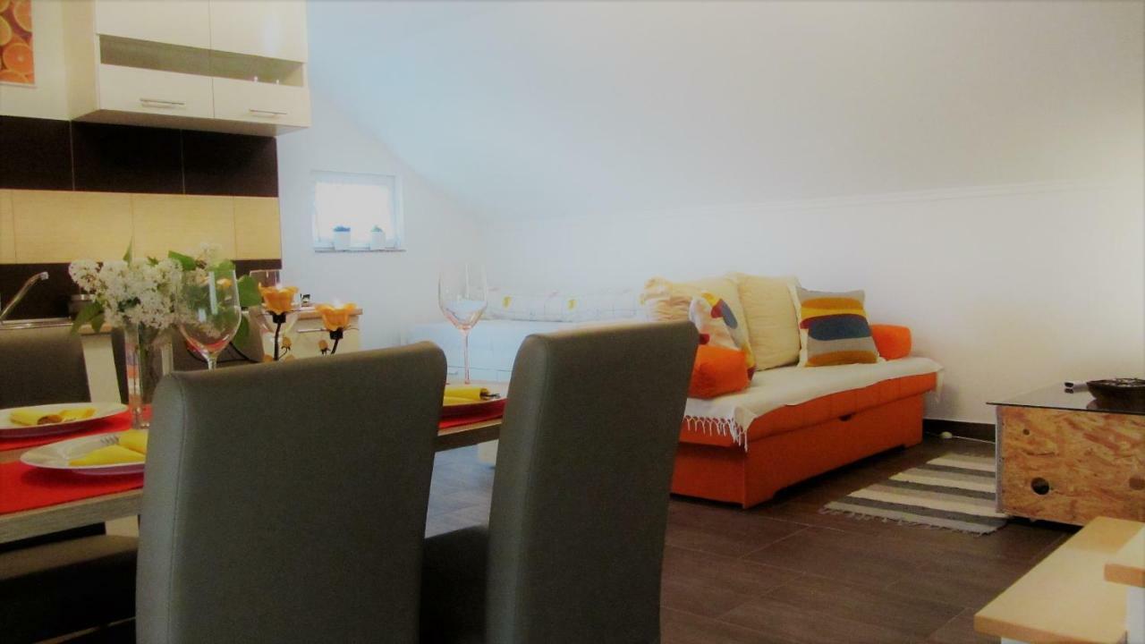 Apartment Marin Ogulin Exteriör bild